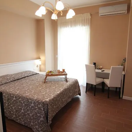 Hortis Oda ve Kahvaltı Tropea