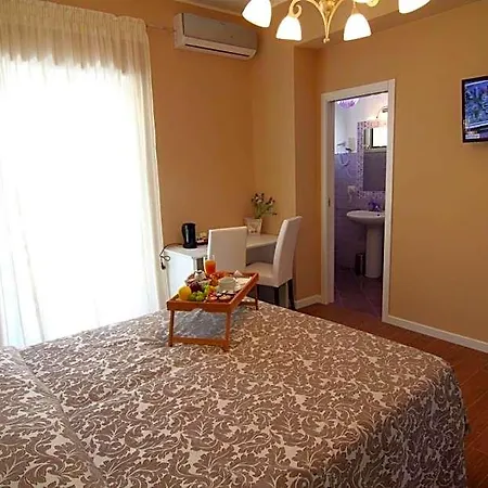 Hortis Bed & Breakfast 4*