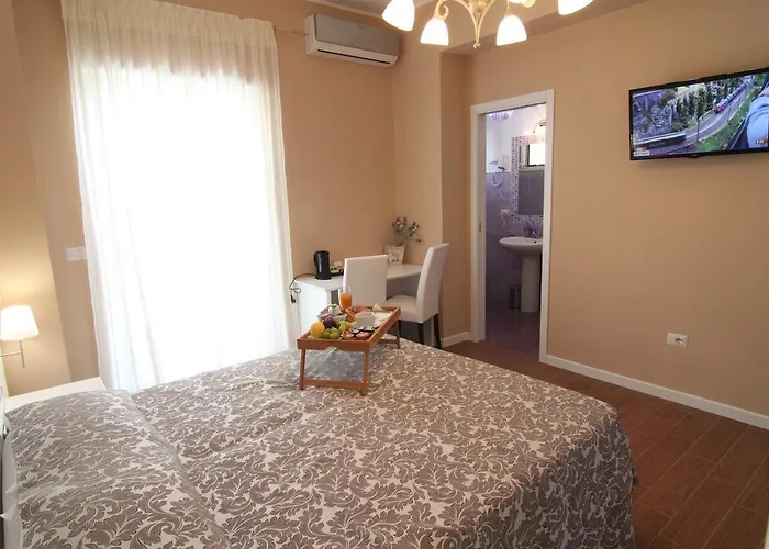 Hortis Frühstückspension Tropea